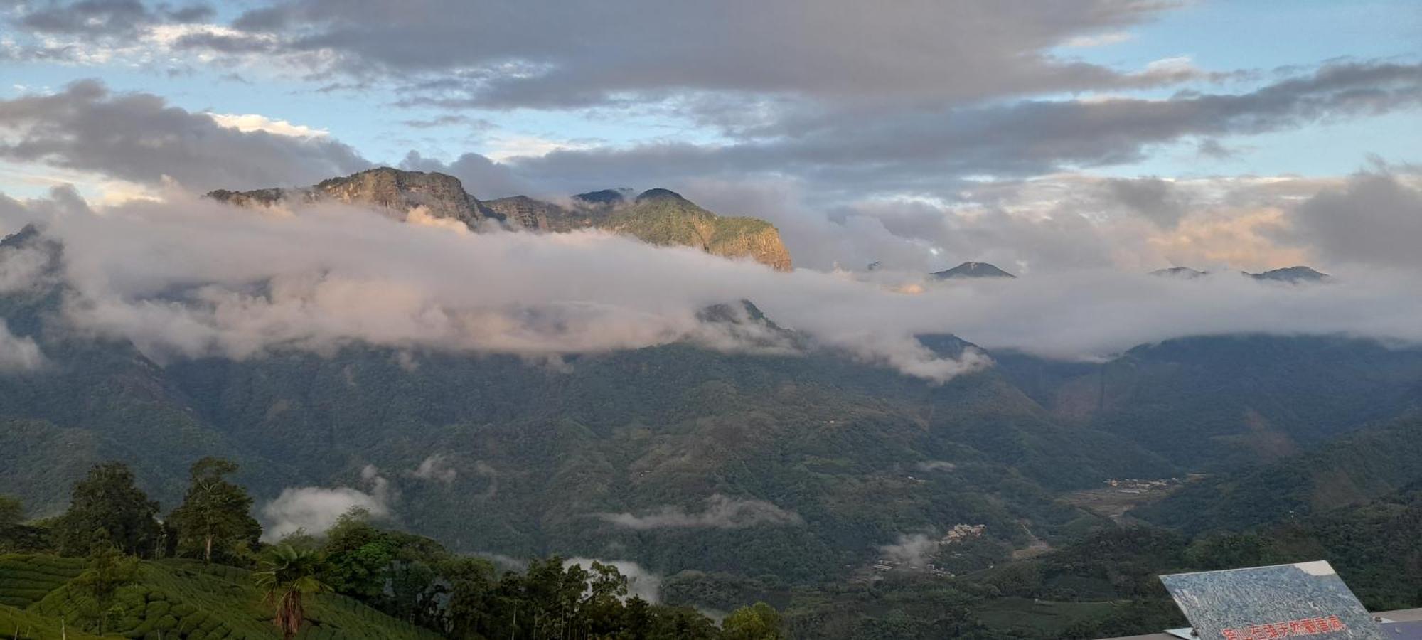 Alishan Shanyunhua B&B Homestay Meishan Eksteriør bilde